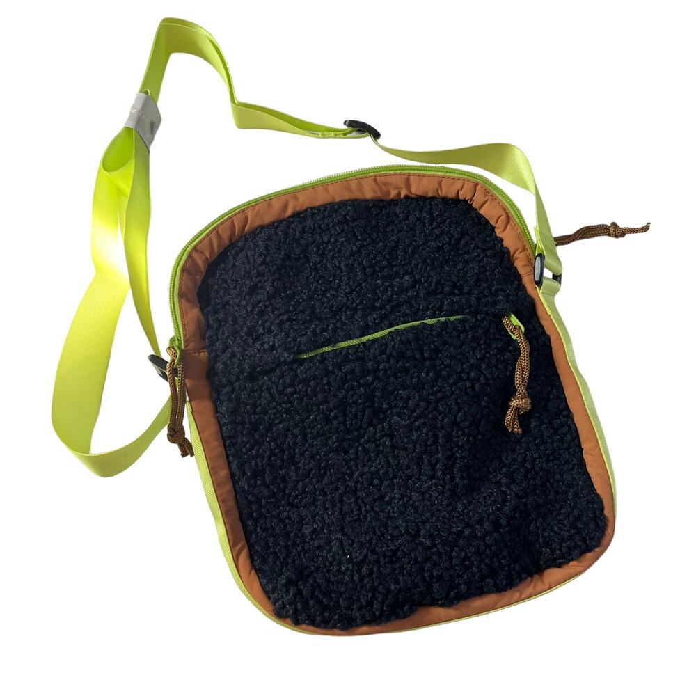 Two Thousand Never Sherpa Crossbody Bag